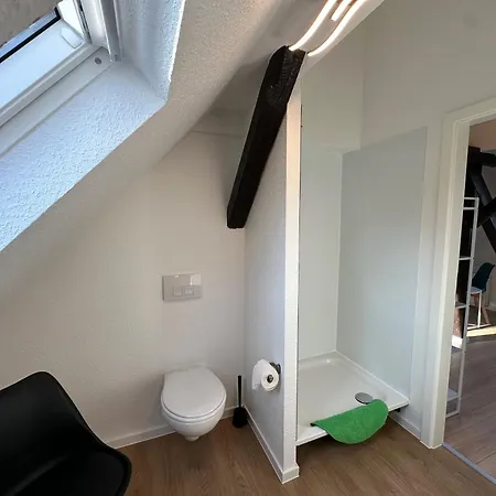 Monteurunterkunft In Fuer Bis Zu 8 Personen - Komplettes Haus Fuer Sie Allein! * Duisburg