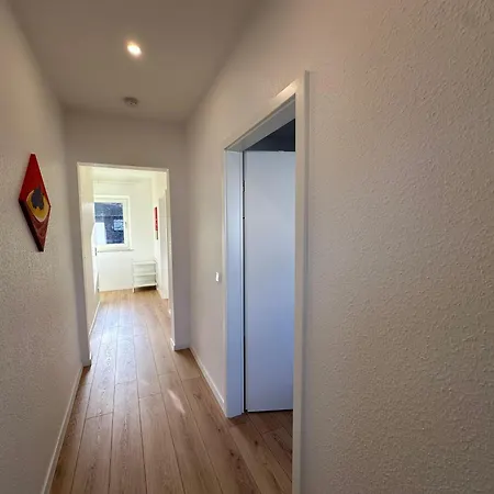 Monteurunterkunft In Fuer Bis Zu 8 Personen - Komplettes Haus Fuer Sie Allein! *